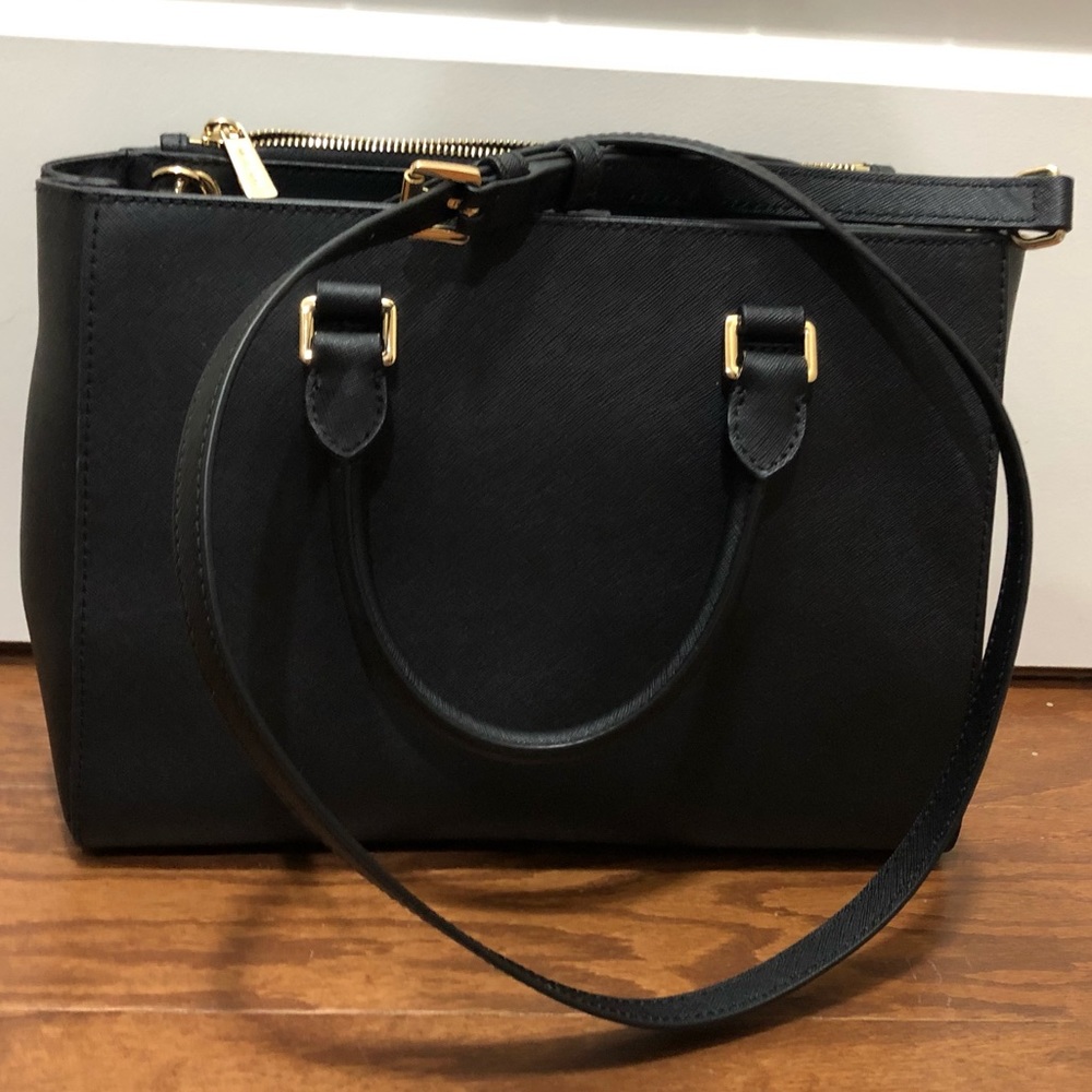 Michael Kors purse - Picture 3 of 8
